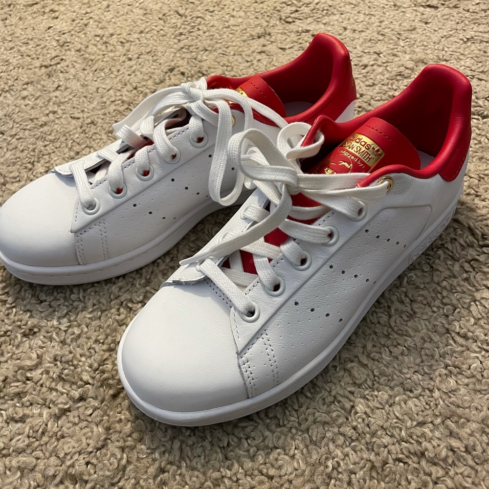 NWT Stan Smith Women’s Red Sneakers size 5.5